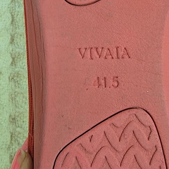 Vivaia Margot Walker Red Lightweight Square Toe V-cut Flats 41.5 Sz 10 - Picture 13 of 16